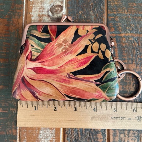 Patricia Nash Italian Leather Wallet - Picture 9 of 9